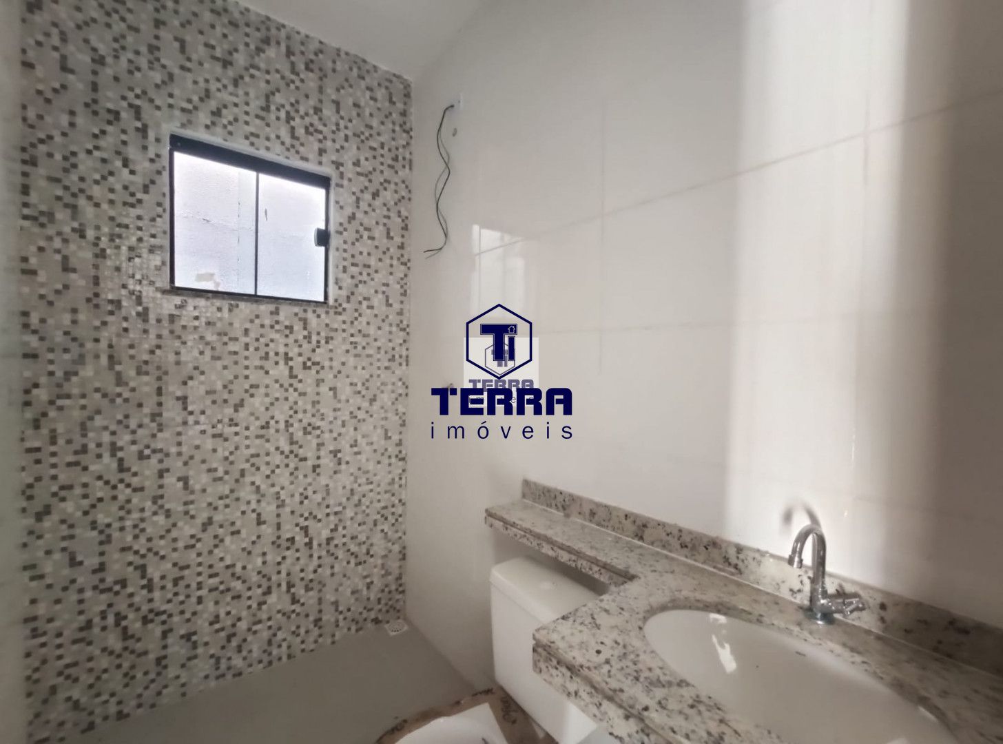Imagens do imóveis Casa linear com 2 quartos em São José do Imbassaí, ao lado do centro de Maricá.