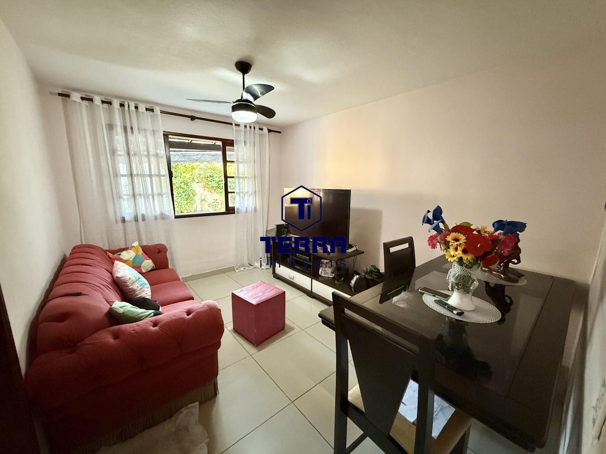 Imagens do imóveis Excelente residência de 3 quartos com quintal em Maria Paula.