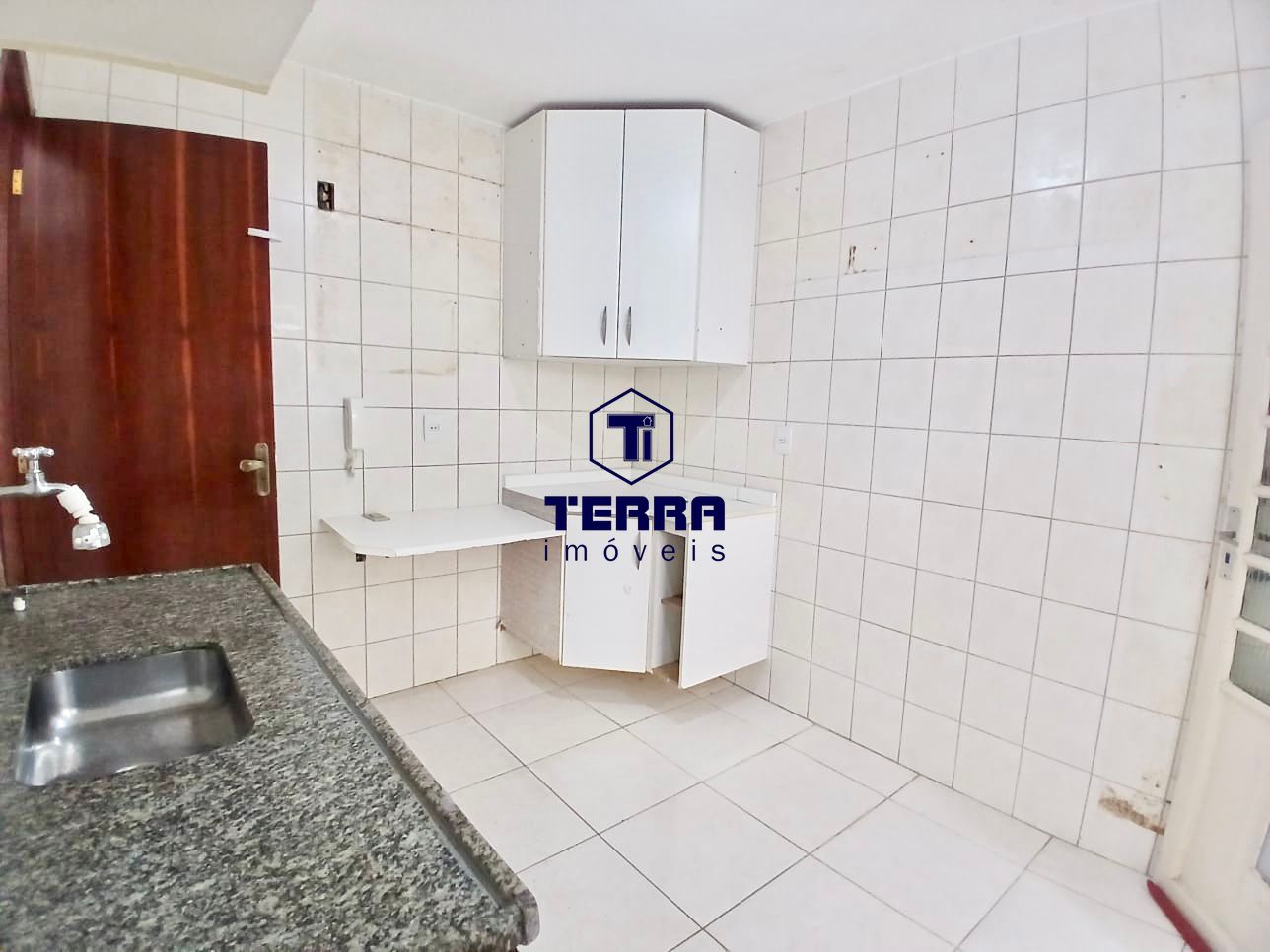 Imagens do imóveis Apartamento em Maria Paula com 2 quartos e quintal privativo. Boa Localização!