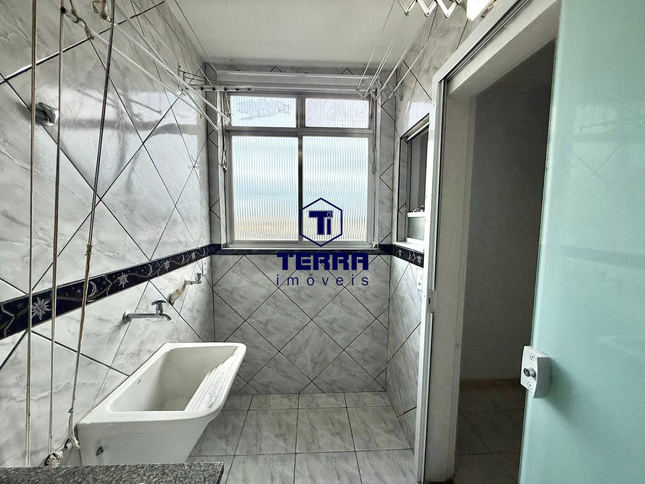 Imagens do imóveis Excelente apartamento de 2 quartos mobiliado no Fonseca!