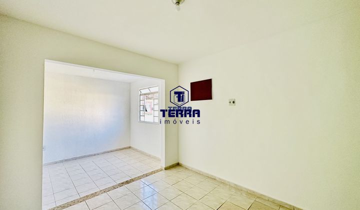 Imagens do imóveis Casa duplex com quintal, junto e a lado ao centro de São Gonçalo.