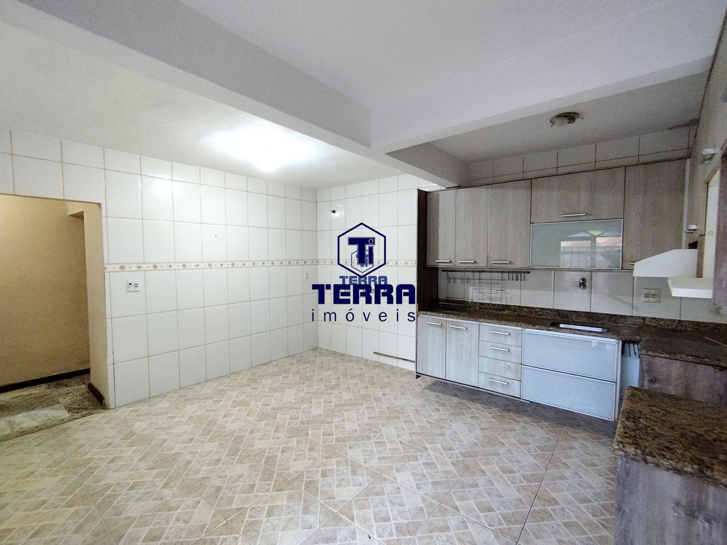Imagens do imóveis Casa 3 quartos com suíte junto e ao lado do C. E. Mendes Duarte - Mutuá!