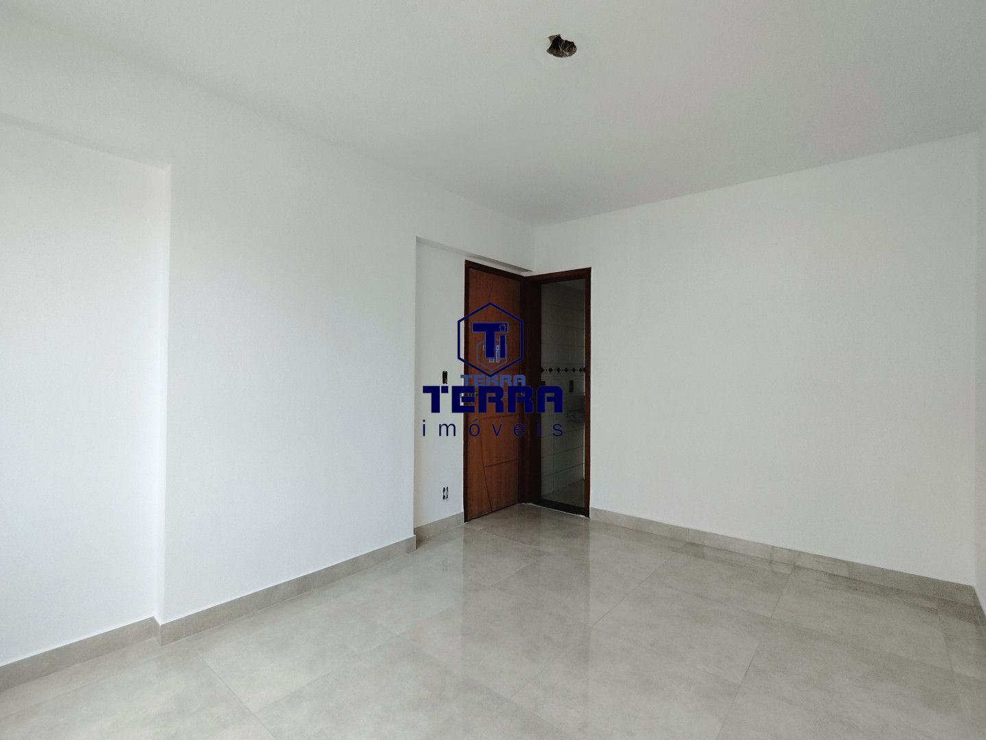 Imagens do imóveis São 2 quartos com suíte em 100m² todo reformado em Jardim Icaraí!