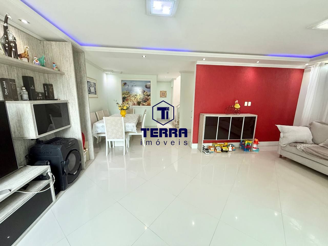 Imagens do imóveis Ótima residência de 3 suítes, espaço gourmet e vista panorâmica no Maravista!