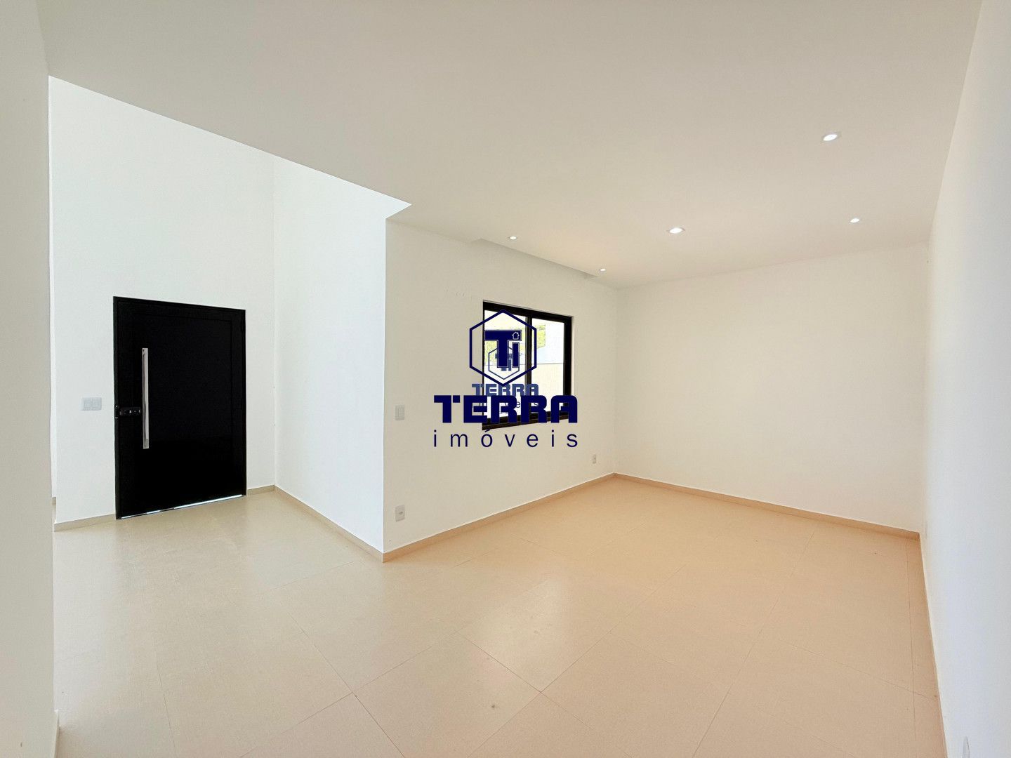 Imagens do imóveis Casa linear 3 quartos com 2 suítes e quintal no Pedra de Inoã! Primeira locação
