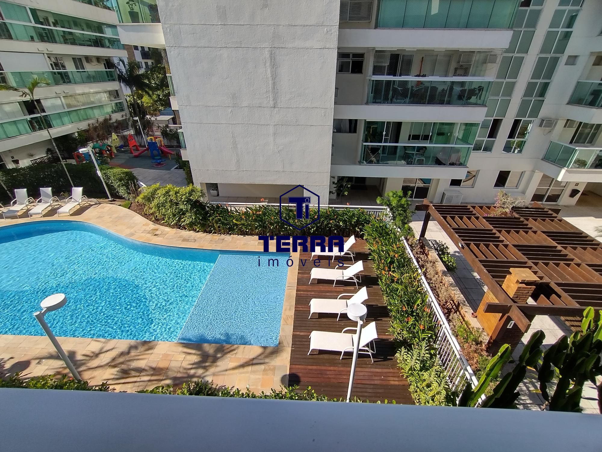 Imagens do imóveis Amplo apartamento em Itacoatiara com 2 quartos (sendo 1 suíte)!