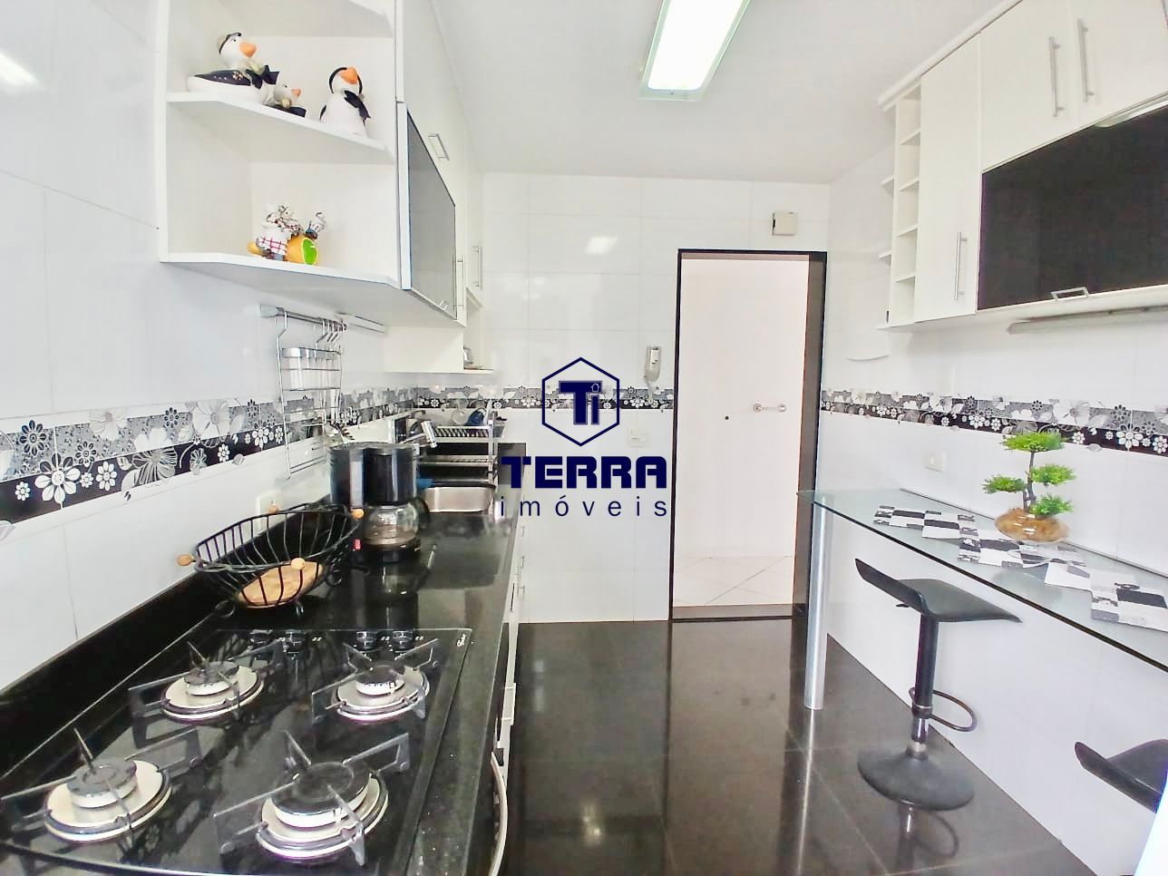 Imagens do imóveis Ótima cobertura duplex com 3 quartos, uma suíte no Fonseca. Porteira Fechada!!!
