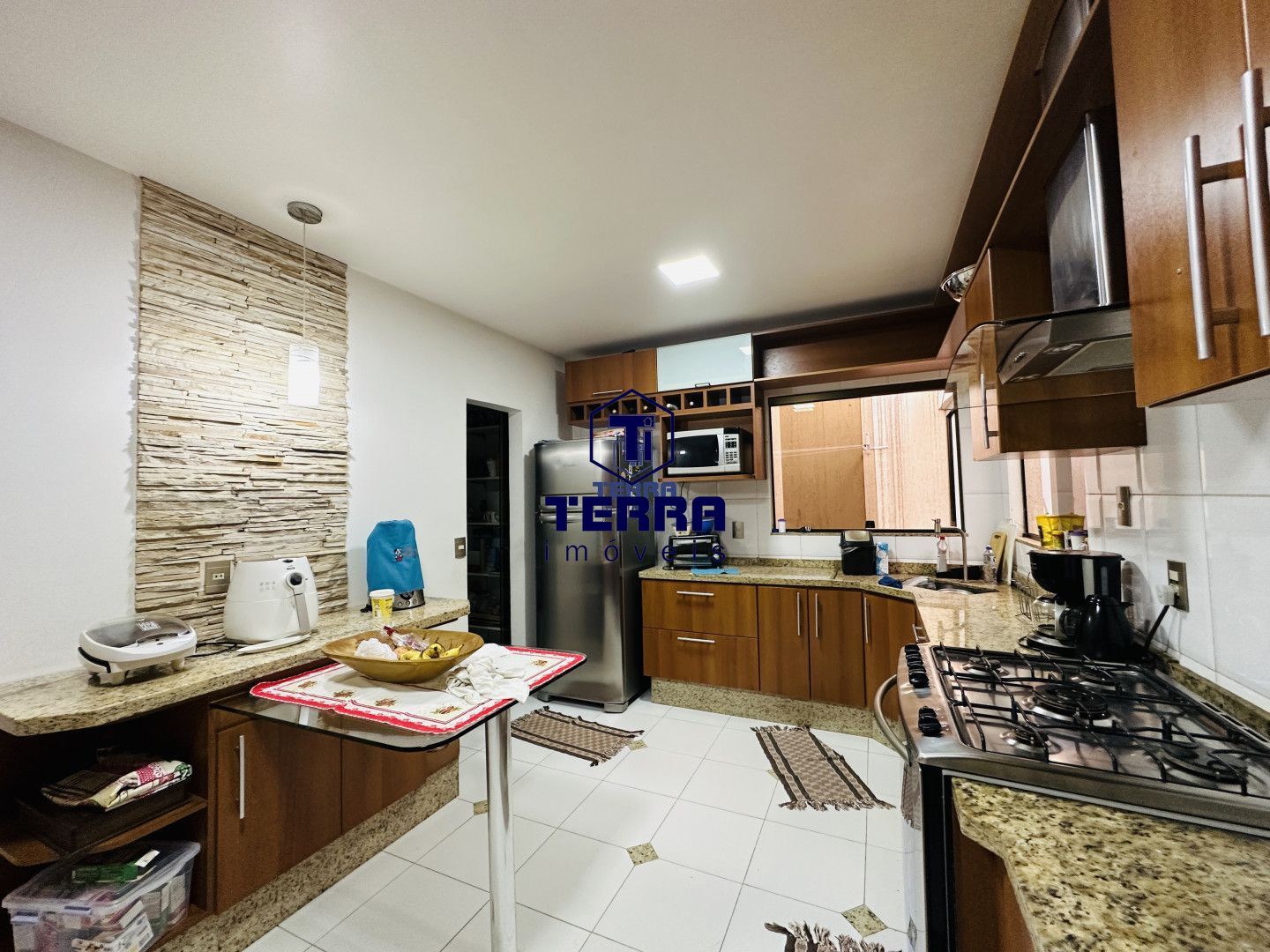 Imagens do imóveis Linda Residência com 3 quartos e Espaço Gourmet no condomínio Village do Moinho.