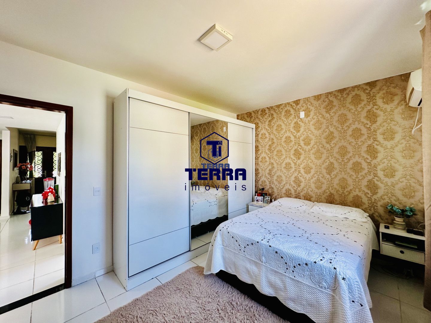 Imagens do imóveis Casa linear em Márica com 3 quartos uma suíte, com piscina e churrasqueira.