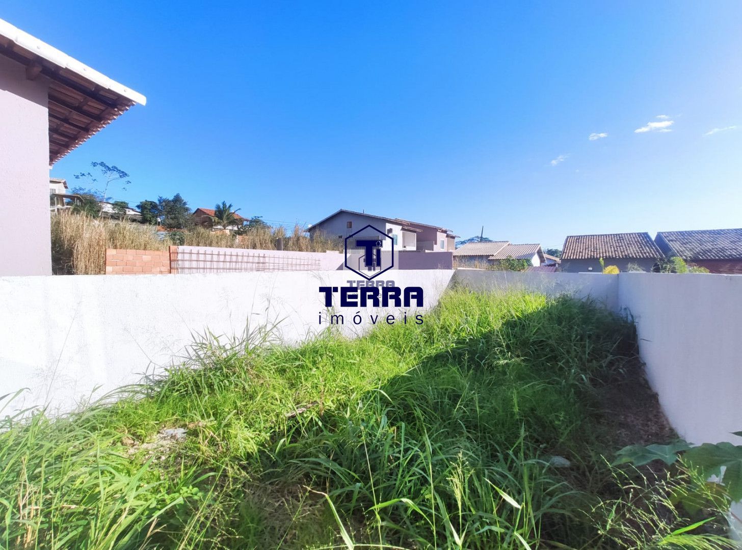 Imagens do imóveis Casa linear com 2 quartos em São José do Imbassaí, ao lado do centro de Maricá.