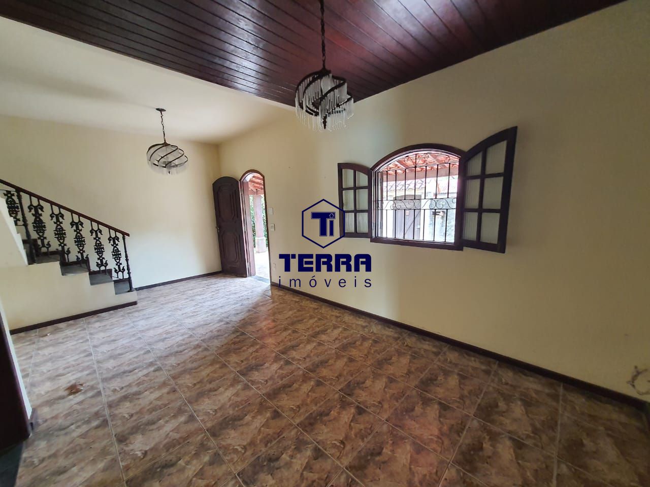 Imagens do imóveis Belo sítio em Itaboraí, com piscina, espaço de churrasqueira e casa de caseiro!