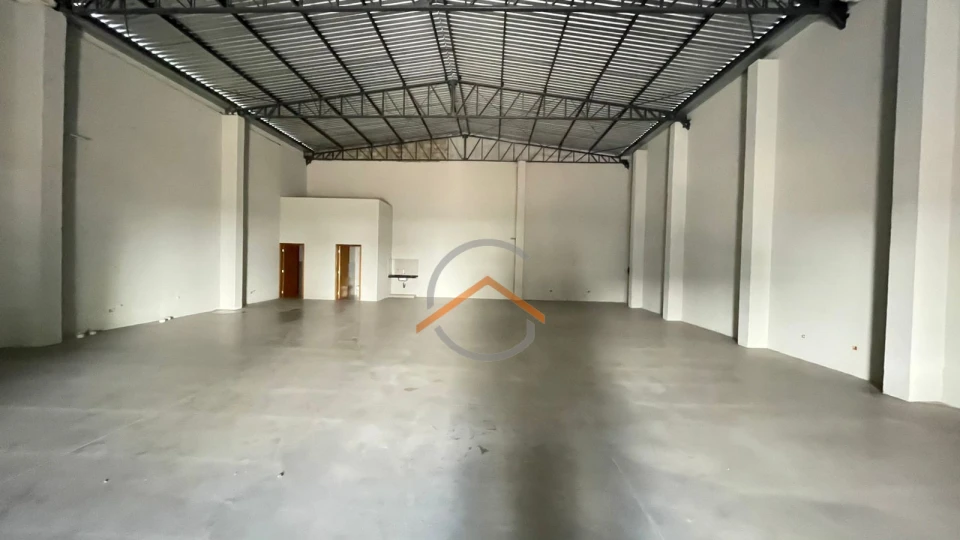 (2) Barracão Comercial Á Venda E Locação - Centro
