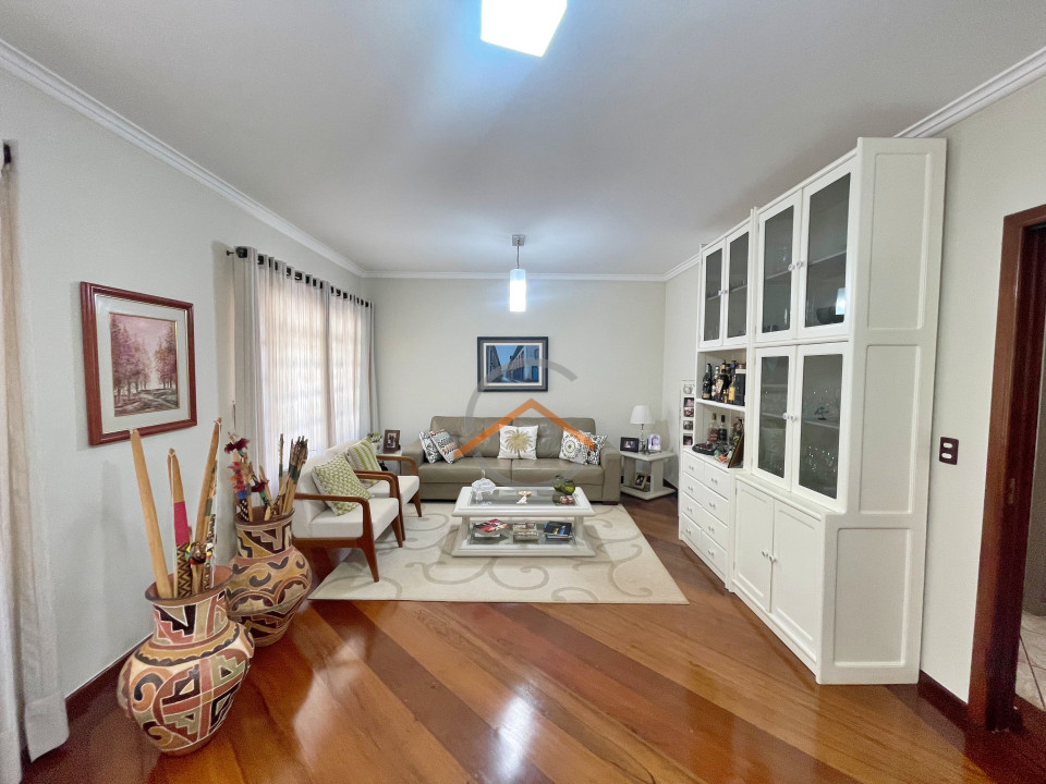 Sobrado com 04 quartos Jardim San Remo Imagens do imóveis Sobrado com 04 quartos Jardim San Remo