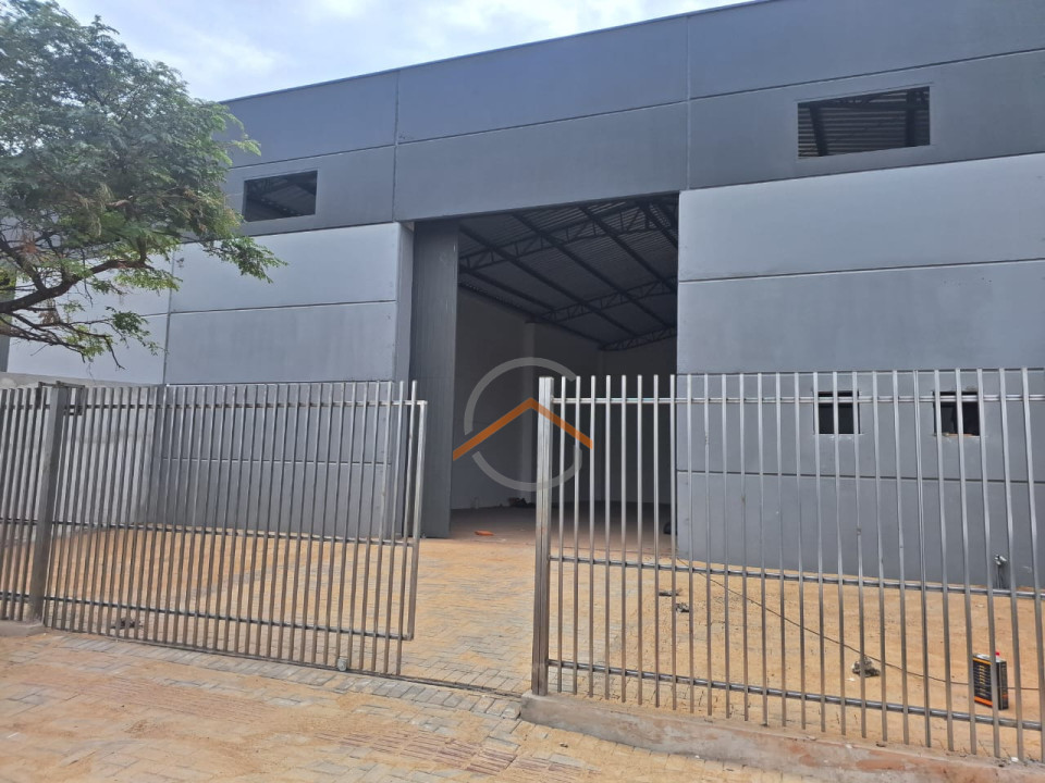 Imagens do imóveis Barracão novo para locação, Av Europa, jd Pizza
