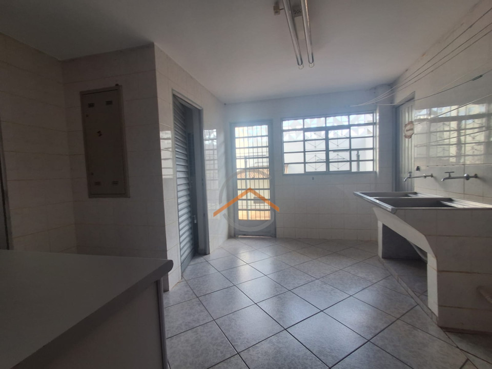 Sobrado comercial para locação, av. Waldemar Spranger Imagens do imóveis Sobrado comercial para locação, av. Waldemar Spranger