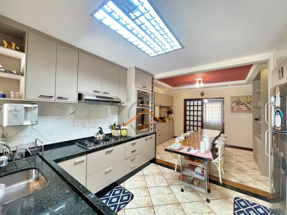 Sobrado com 04 quartos Jardim San Remo Imagens do imóveis Sobrado com 04 quartos Jardim San Remo