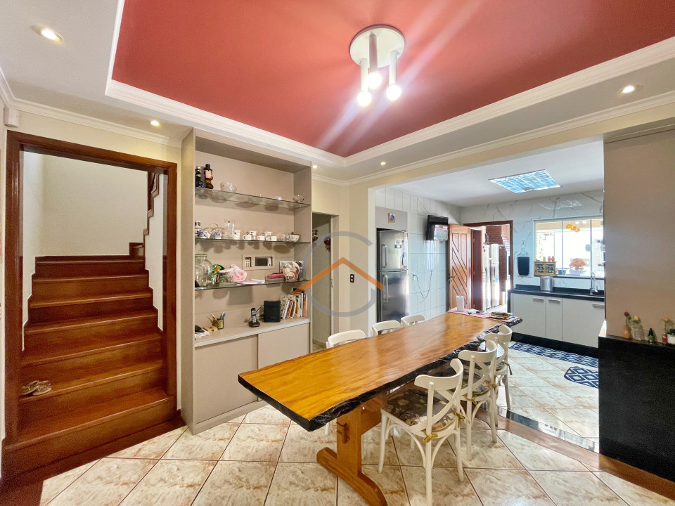 Sobrado com 04 quartos Jardim San Remo Imagens do imóveis Sobrado com 04 quartos Jardim San Remo