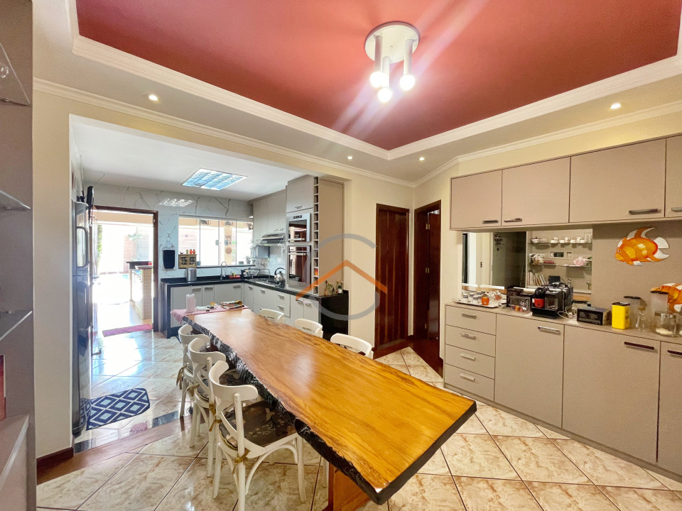 Sobrado com 04 quartos Jardim San Remo Imagens do imóveis Sobrado com 04 quartos Jardim San Remo