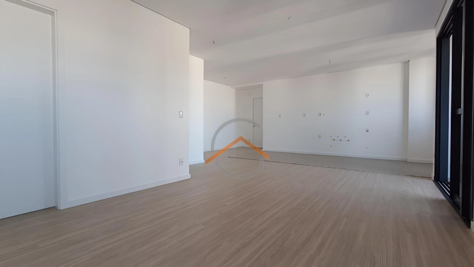 Apartamento Á Venda Sense Londrina