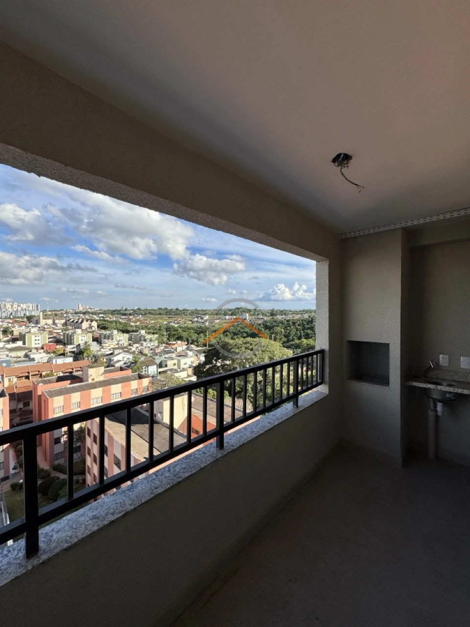 Apartamento a Venda Le Chalet Londrina