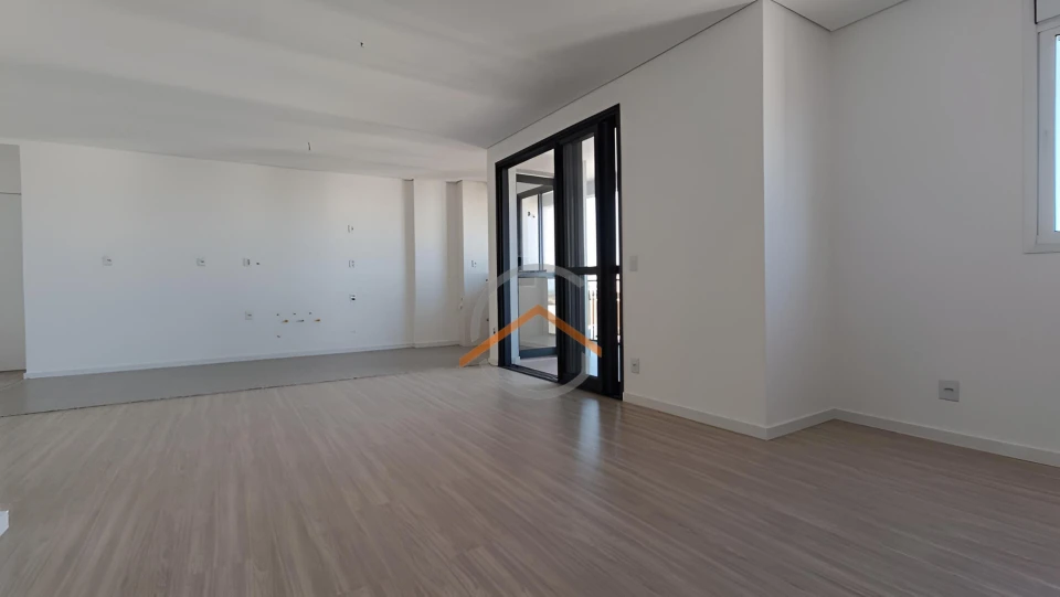 Apartamento Á Venda Sense Londrina