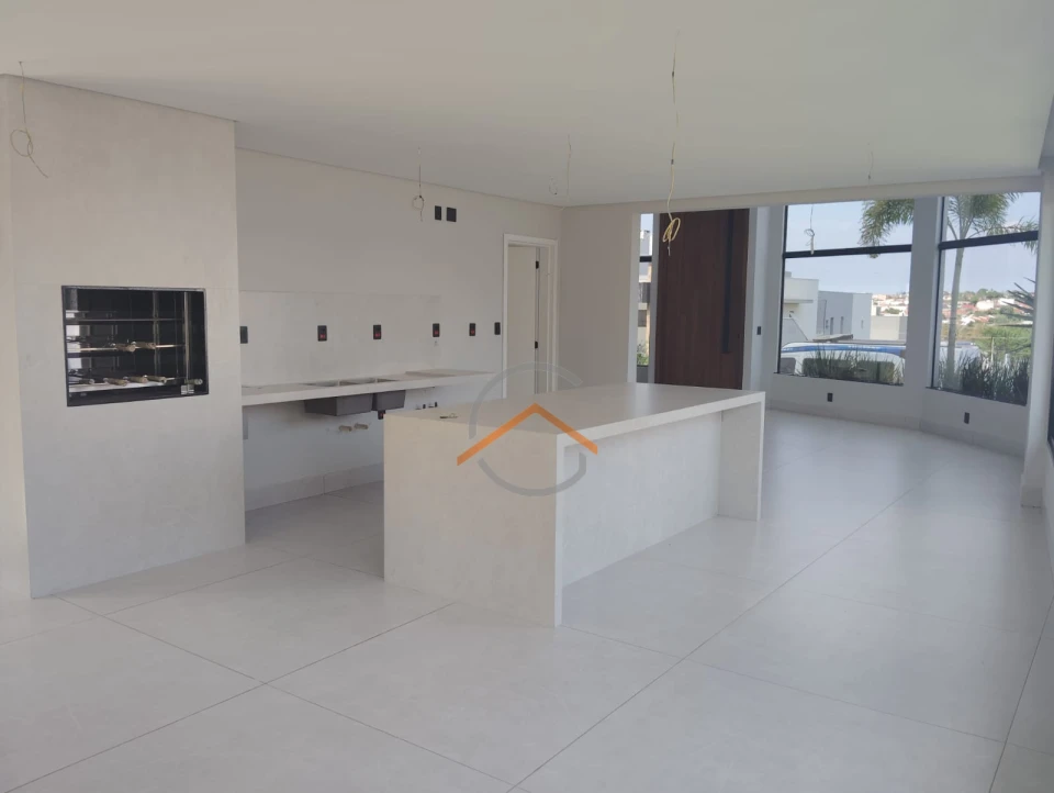 Imagens do imóveis Luxuosa residência no Parque Tauá - Condomínio Arangua