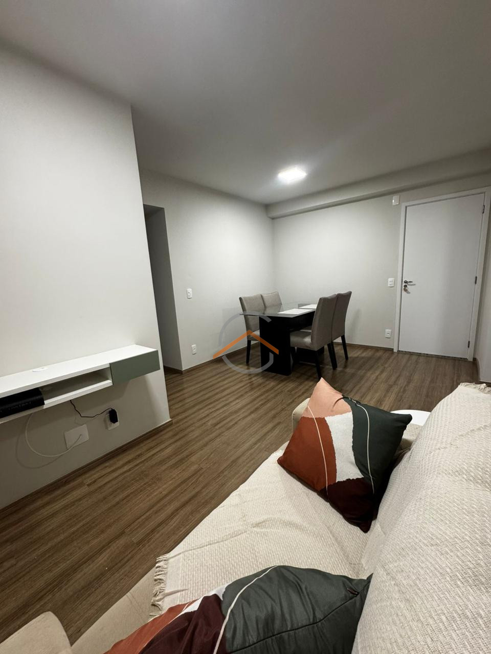 Apartamento Á Venda Carmel Londrina