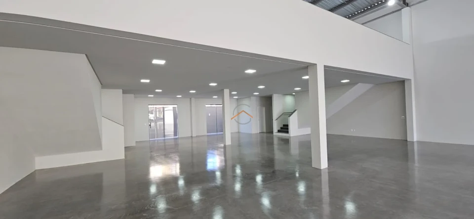 Imagens do imóveis Barracão para alugar, 700 m² por R$ 16.000/mês - Vila Ipiranga - Londrina/PR