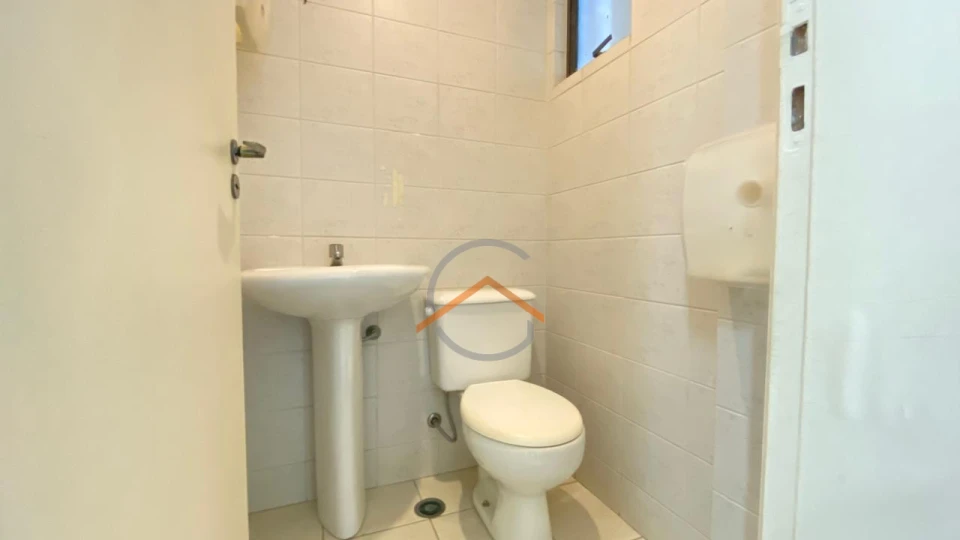 Sala comercial em frente a Ultramed - Locação