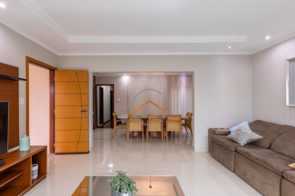 Imagens do imóveis Casa Á Venda Jardim Tókio Londrina