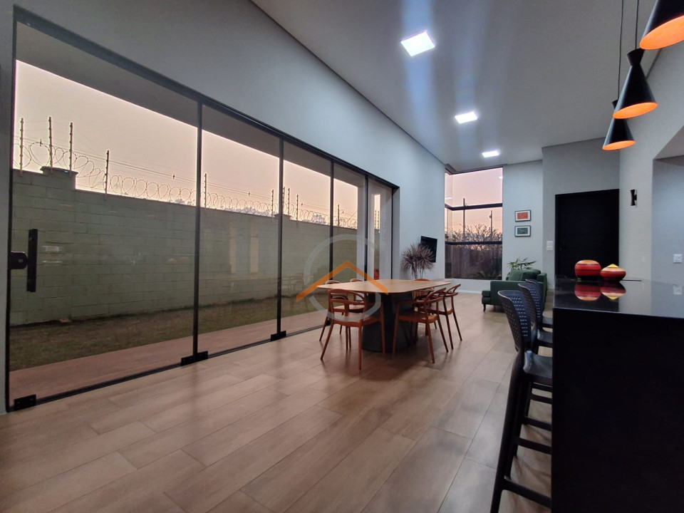 CASA À VENDA CONDOMÍNIO MORADA DAS FLORES - ROSAS Imagens do imóveis CASA À VENDA CONDOMÍNIO MORADA DAS FLORES - ROSAS