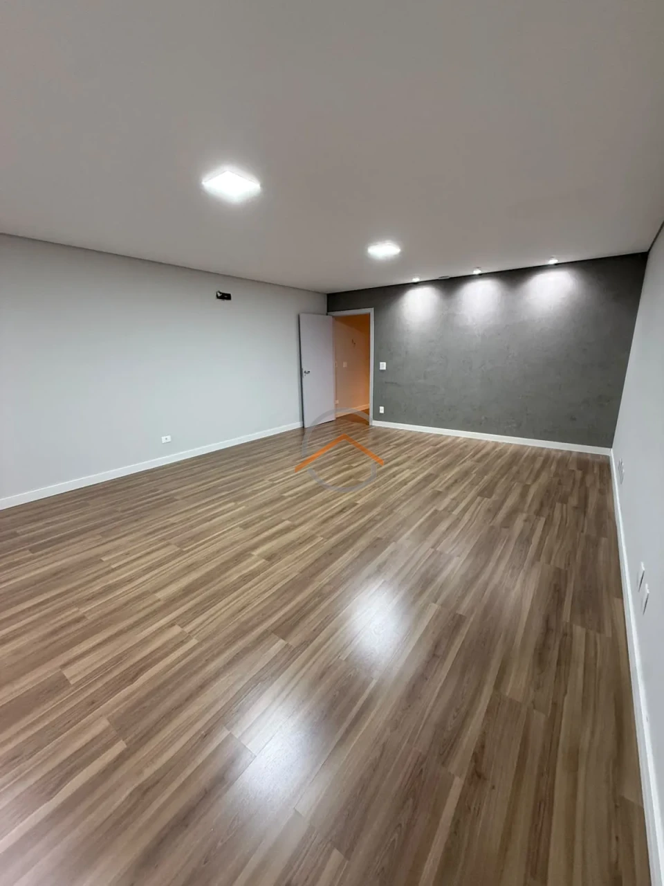 Imagens do imóveis Comercial Para Alugar Centro Londrina
