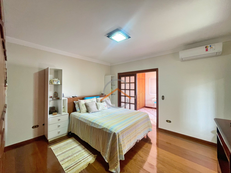 Sobrado com 04 quartos Jardim San Remo Imagens do imóveis Sobrado com 04 quartos Jardim San Remo