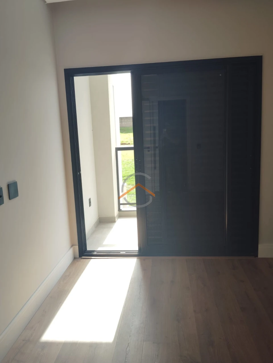 Imagens do imóveis Luxuosa residência no Parque Tauá - Condomínio Arangua