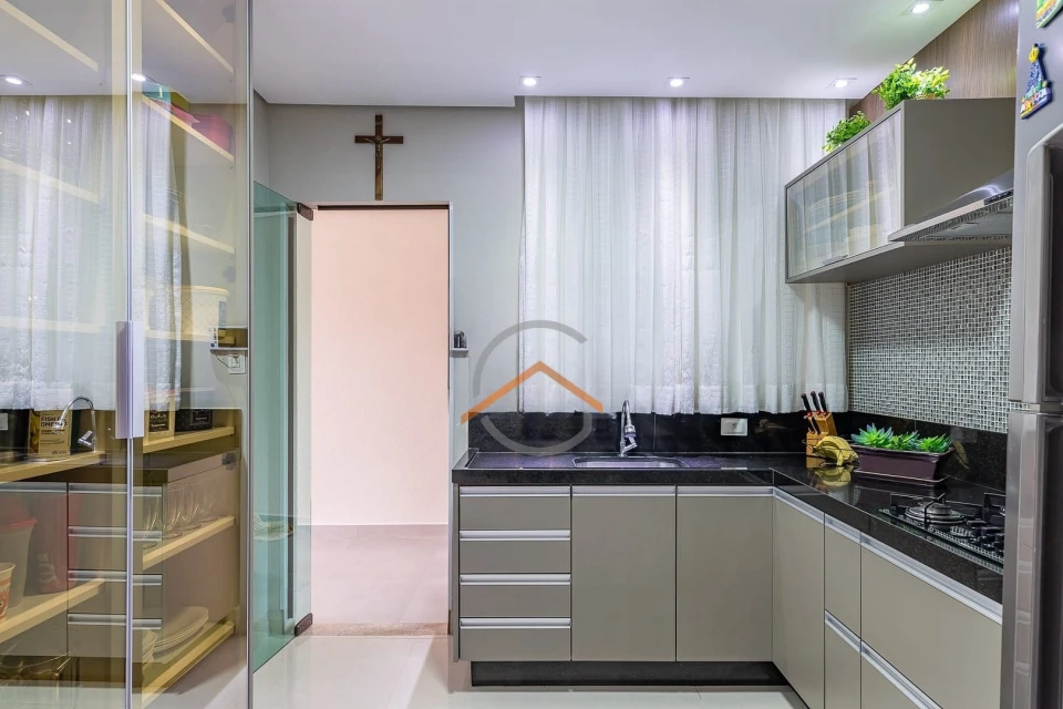 Imagens do imóveis Casa Á Venda Jardim Tókio Londrina