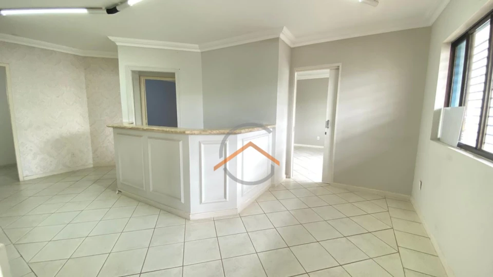 Sala comercial em frente a Ultramed - Locação