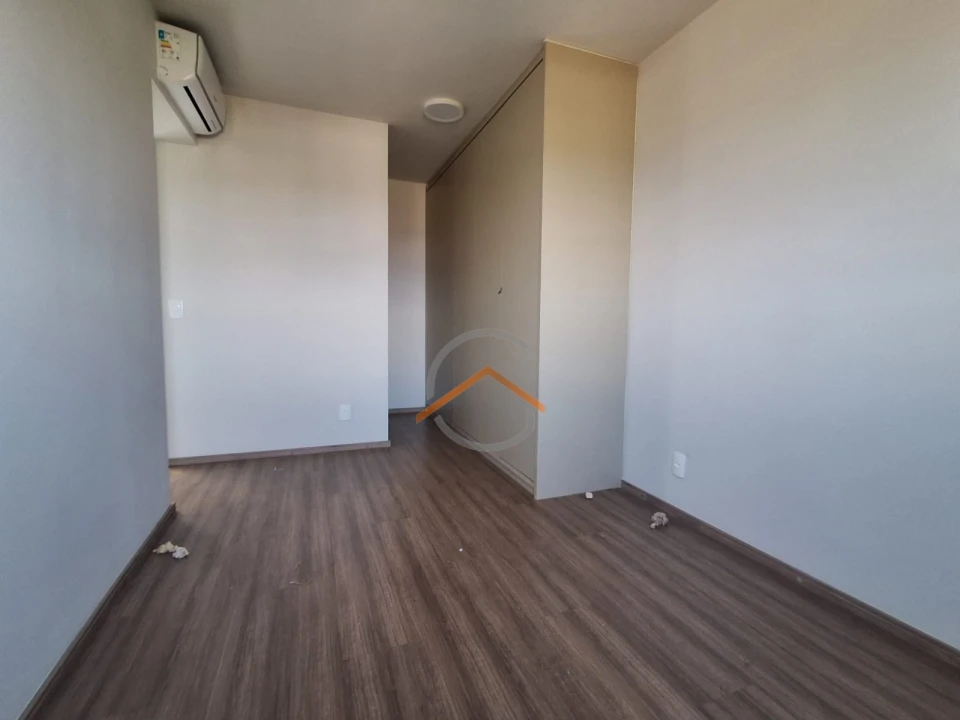 CARMEL - apartamento com suíte e duas vagas - locação