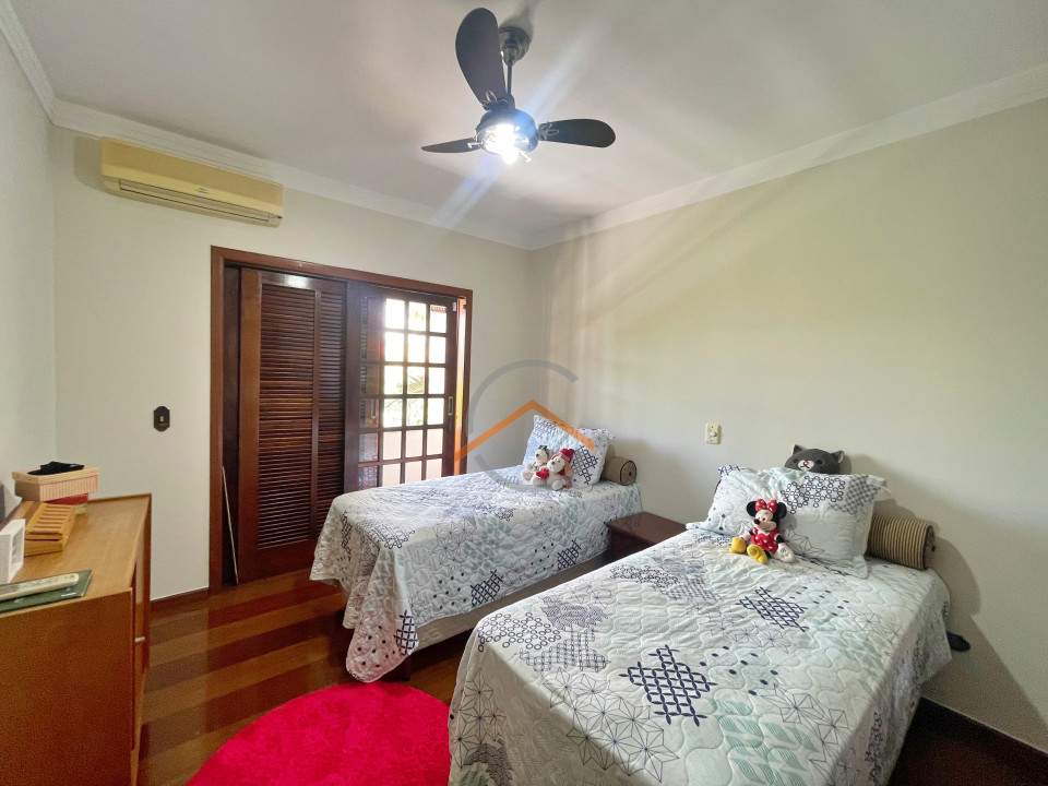 Sobrado com 04 quartos Jardim San Remo Imagens do imóveis Sobrado com 04 quartos Jardim San Remo