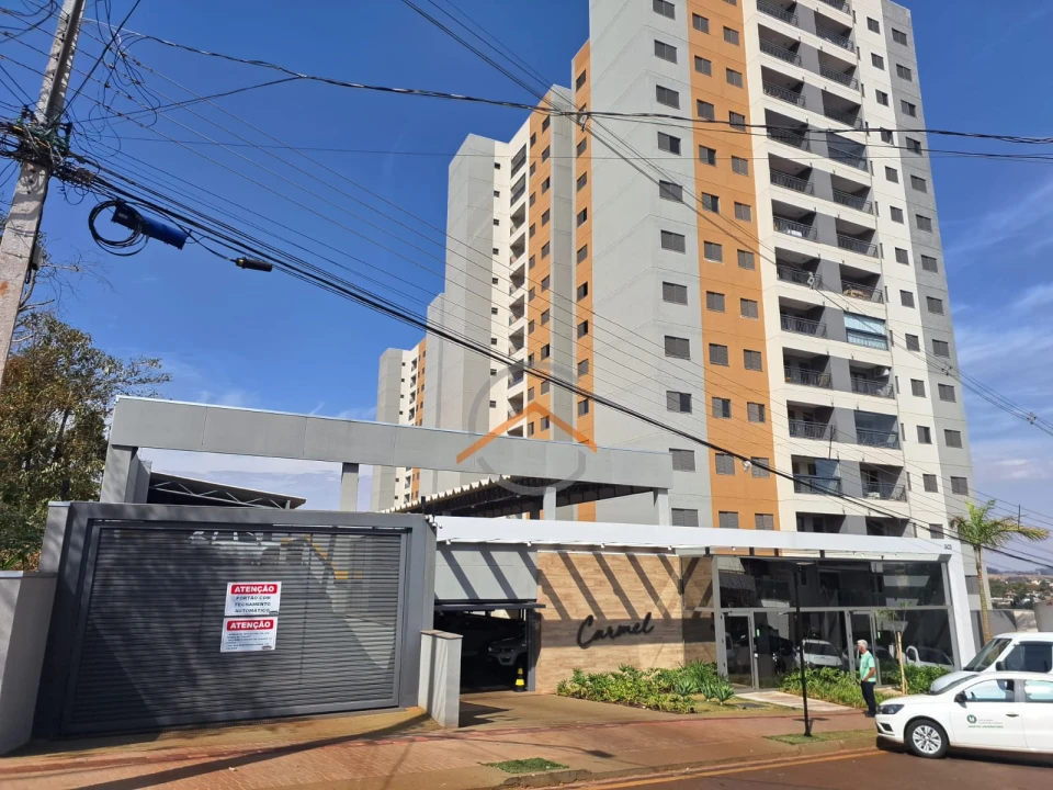CARMEL - apartamento com suíte e duas vagas - locação