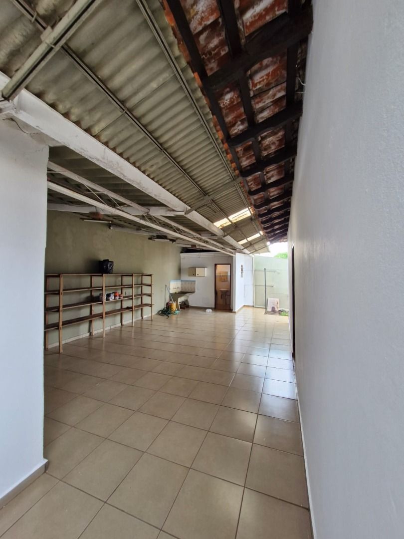 Imagens do imóveis Casa com 3 dormitórios à venda, 166 m² por R$ 450.000,00 - Leonor - Londrina/PR