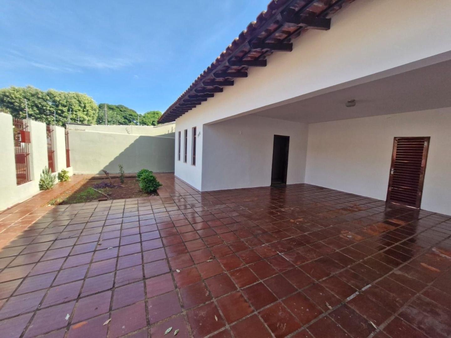 Imagens do imóveis Casa com 3 dormitórios à venda, 166 m² por R$ 450.000,00 - Leonor - Londrina/PR