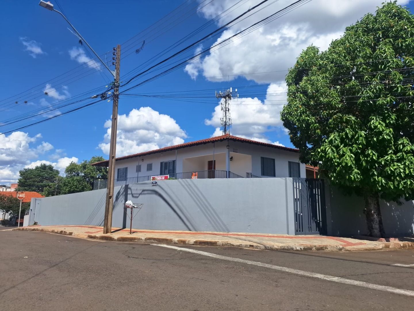 Casa comercial a 200 metros da prefeitura de Londrina
