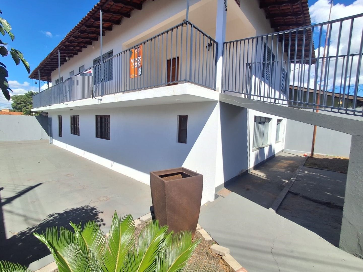 Casa comercial a 200 metros da prefeitura de Londrina