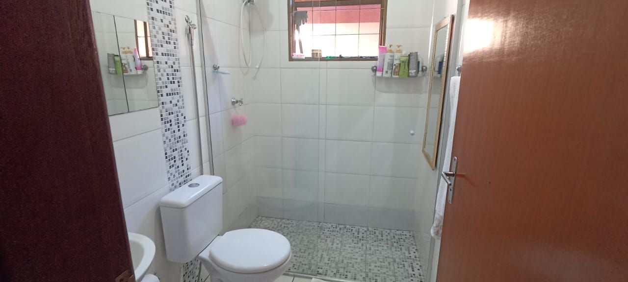 Imagens do imóveis Casa em , Conjunto Habitacional José Garcia Molina Londrina
