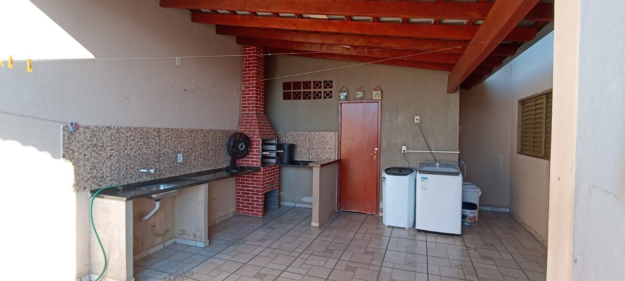 Imagens do imóveis Casa em , Conjunto Habitacional José Garcia Molina Londrina