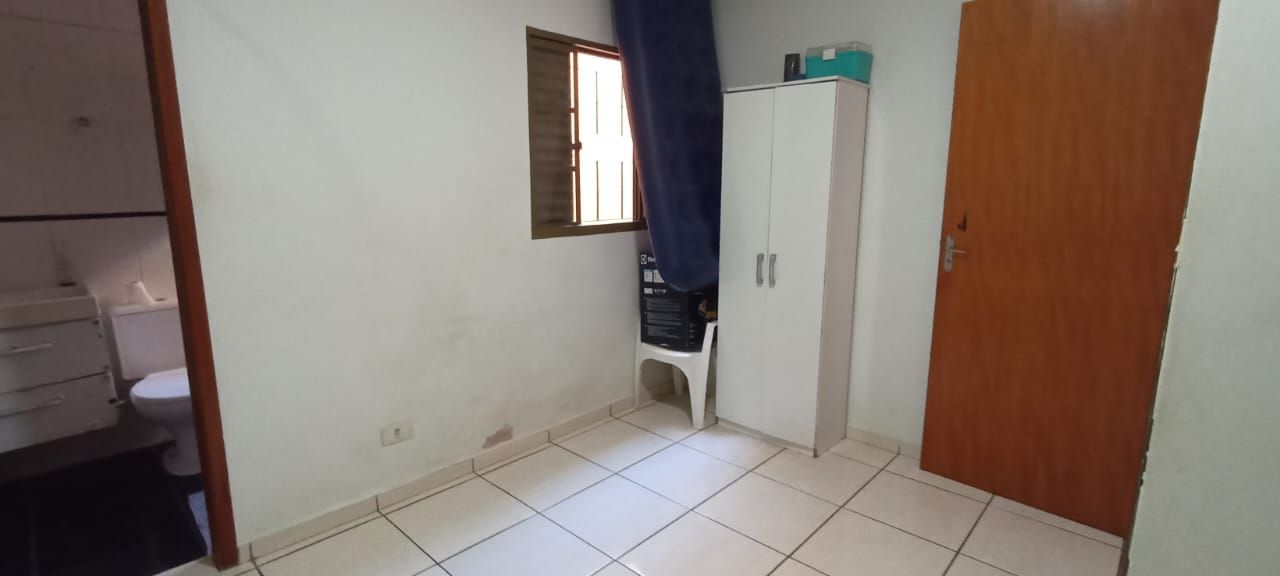 Imagens do imóveis Casa em , Conjunto Habitacional José Garcia Molina Londrina