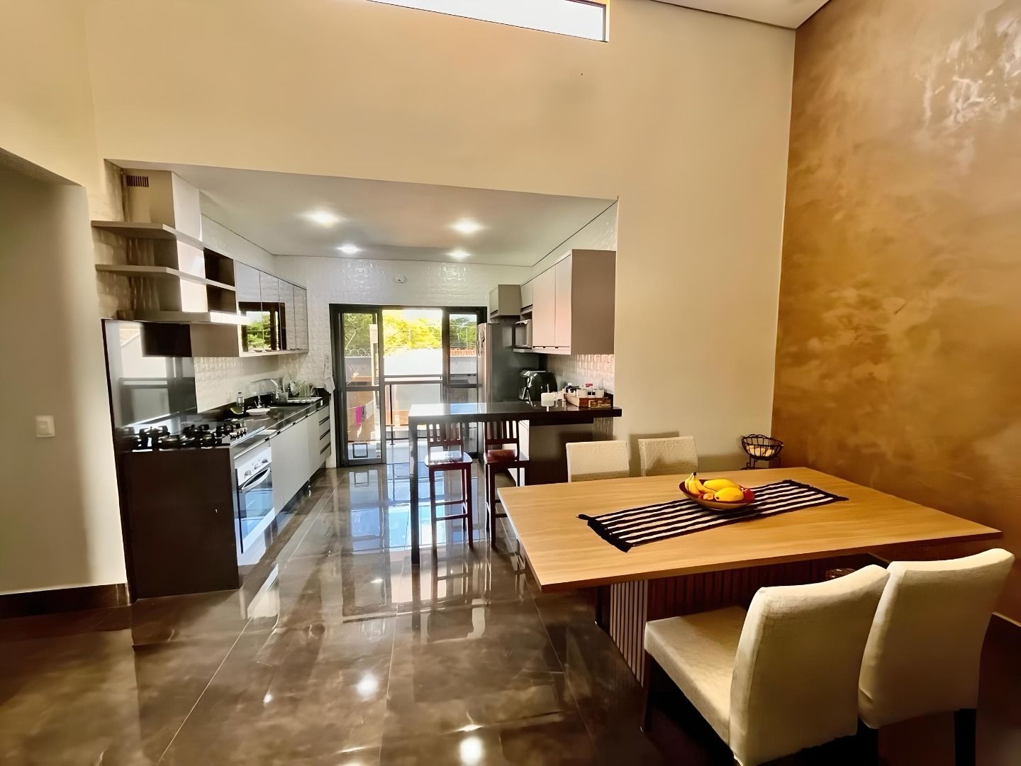 Casa a Venda no Jardim Igapó - Londrina/PR
