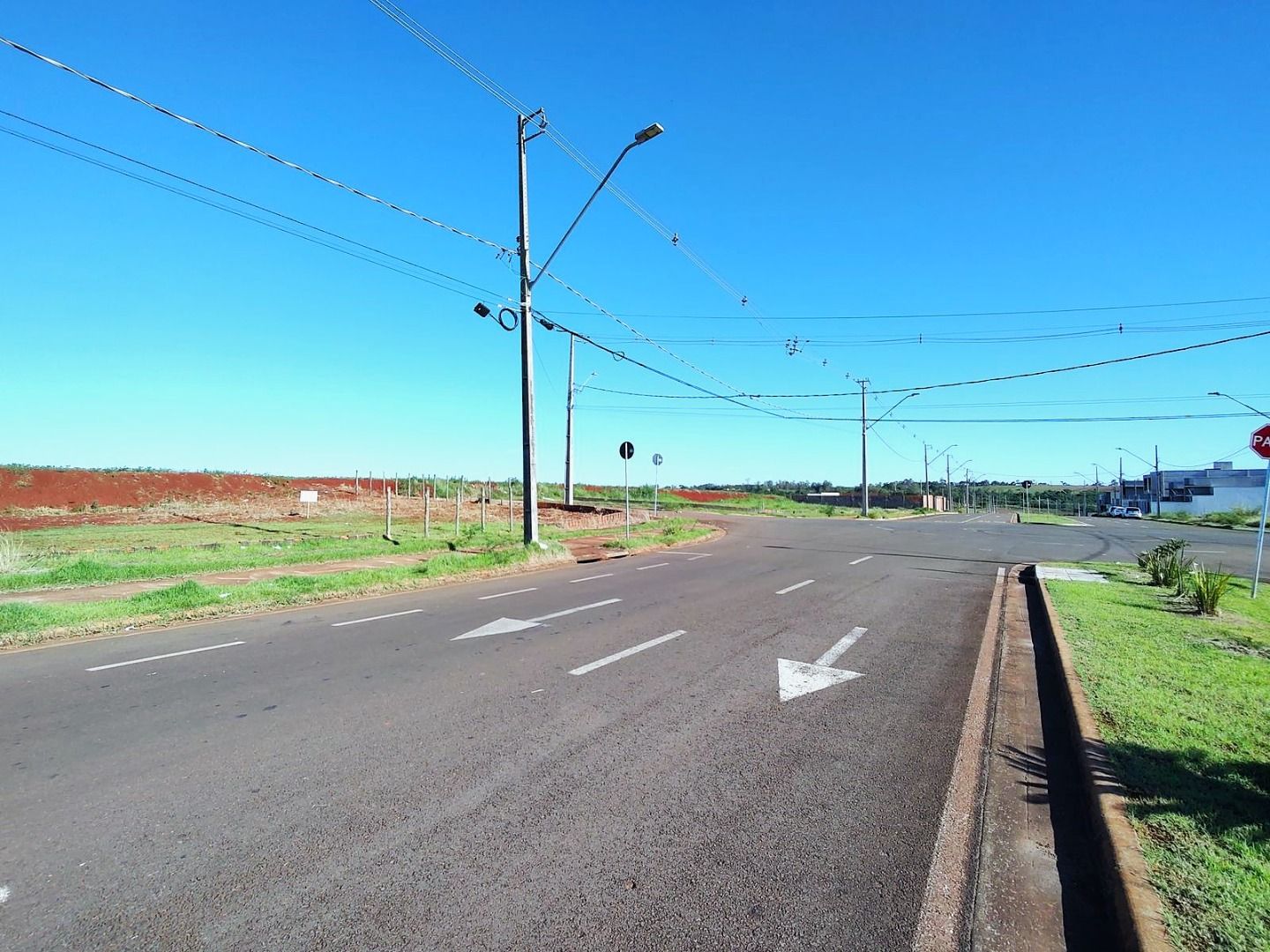 TERRENO COMERCIAL PARQUE TAUÁ