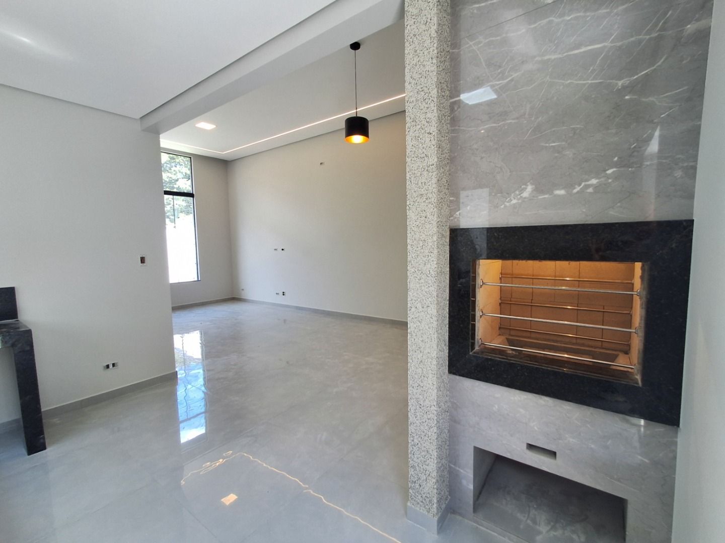 Casa com 3 dormitórios à venda, 120 m² por R$ 750.000,00 - Residencial José B Almeida - Londrina/PR