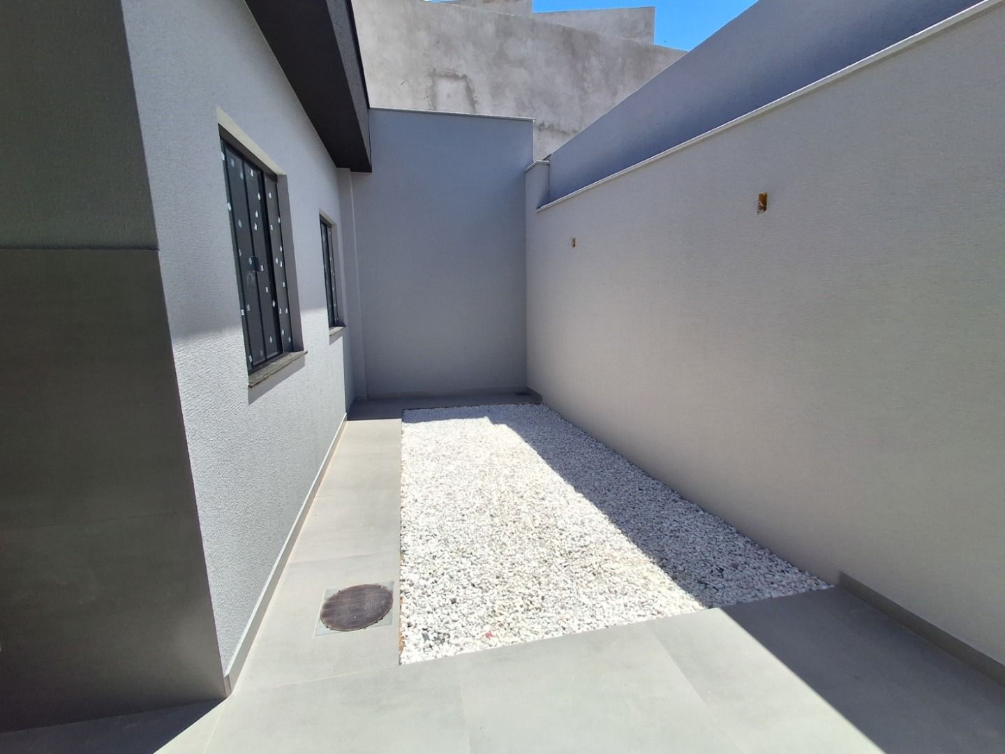 Casa com 3 dormitórios à venda, 120 m² por R$ 750.000,00 - Residencial José B Almeida - Londrina/PR